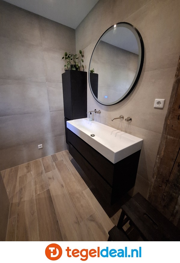 Badkamer met sunshower